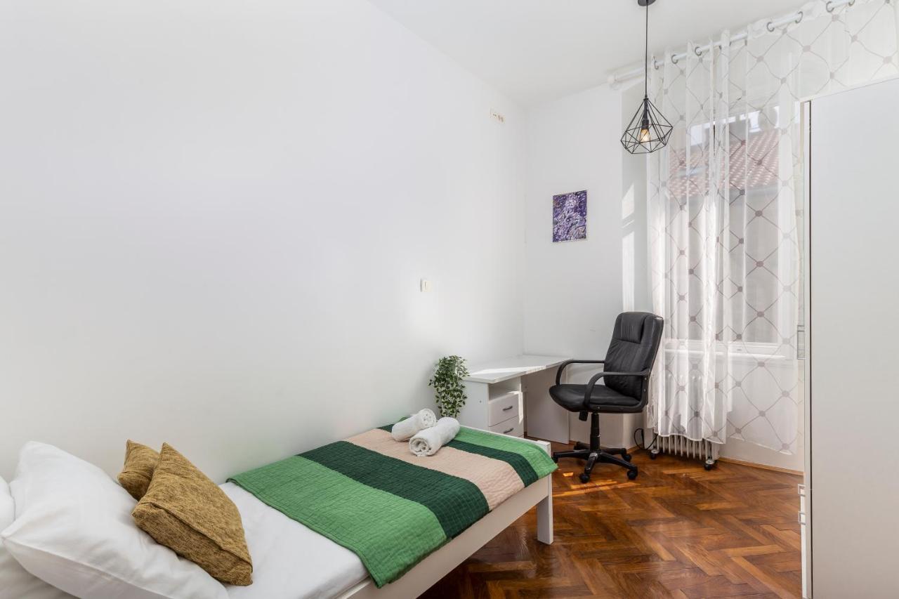 Apartment S With Three Rooms In The Centar Fiume Esterno foto